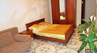 Гостиница Корона Утес Двухместный номер с 1 двуспальной кроватью и дополнительной кроватью-1
